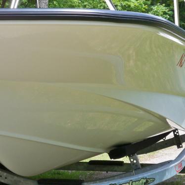 2003 Boston Whaler 150 sport