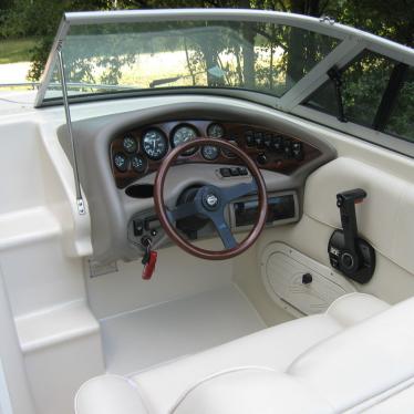 1998 Crownline 266 ccr cuddy cabin