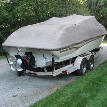 1998 Crownline 266 ccr cuddy cabin