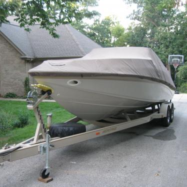 1998 Crownline 266 ccr cuddy cabin