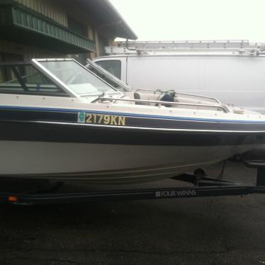 1990 Four Winns 180 horizon