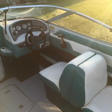 1993 Wellcraft excel 20sl