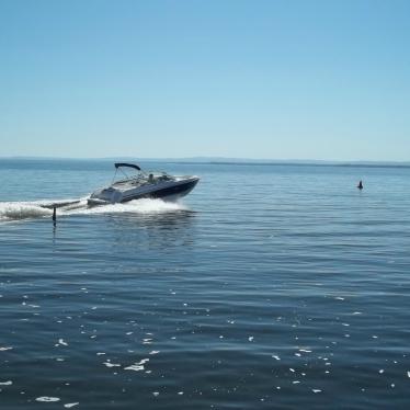 2004 Formula 260 bowrider