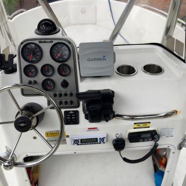 2002 Wellcraft 180 fisherman- custom