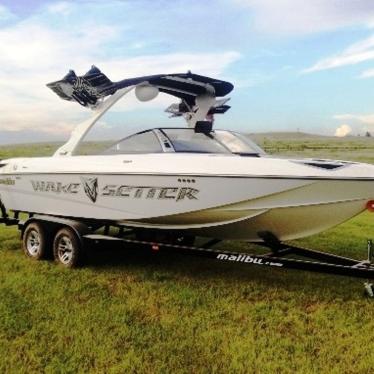 2009 Malibu wakesetter lsv 23'