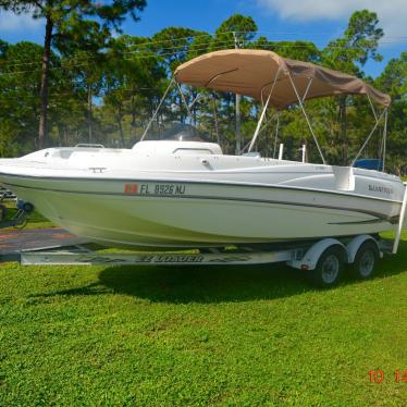 2003 Glastron dx 210 sun deck boat