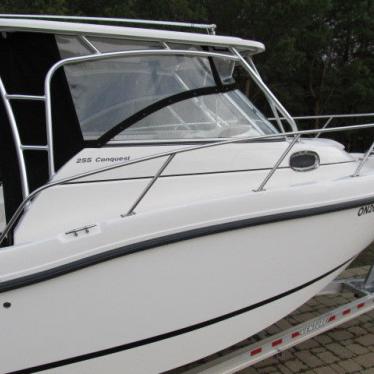 2010 Boston Whaler 255 conquest