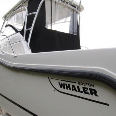 2010 Boston Whaler 255 conquest