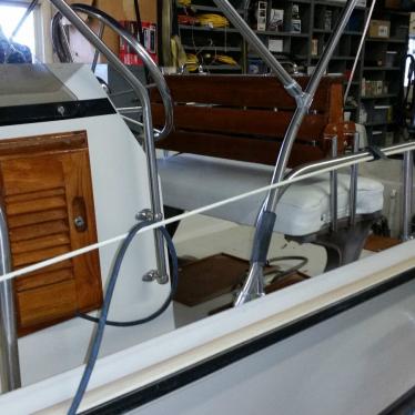 1989 Boston Whaler montauk 17