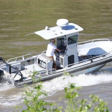 2002 Boston Whaler guardian