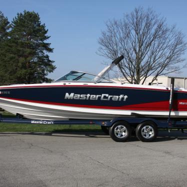 2006 Mastercraft maristar 245 vrs