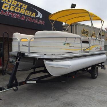 2009 Sun Tracker party barge 21'