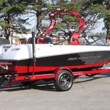 2011 Nautique sport 200