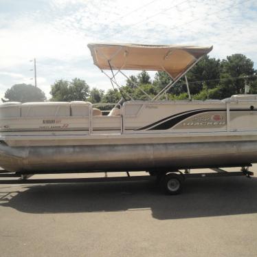 2003 Sun Tracker party barge 22