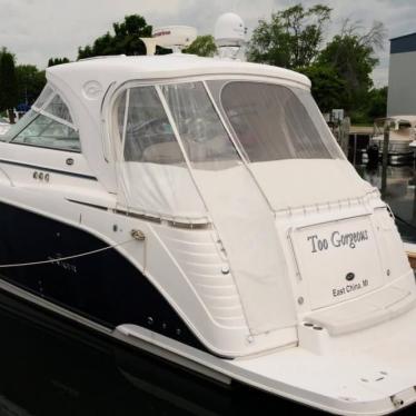 2007 Rinker 420 express cruiser