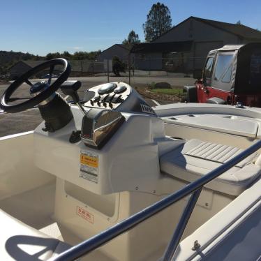 2001 Boston Whaler impact 12