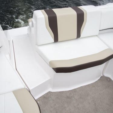 2016 Regal 22 fasdeck