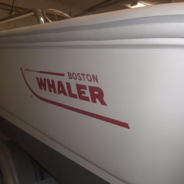 2014 Boston Whaler 110 sport
