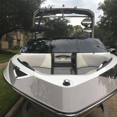 2010 Malibu wakesetter 23 lsv