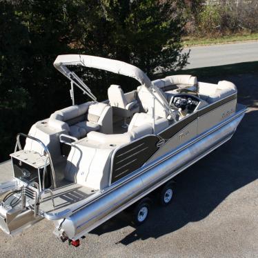 2017 Grand 25 cascade platnium quad lounge