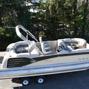 2017 Grand 25 cascade platnium quad lounge