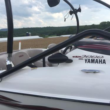 2001 Yamaha ls2000