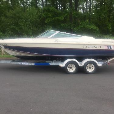 1988 Cobalt 22 bowrider