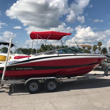 2011 Regal marine 2100 fastrac