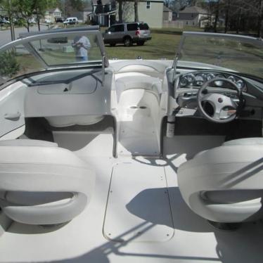 2011 Bayliner 195