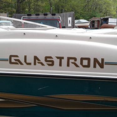 2003 Glastron gx185