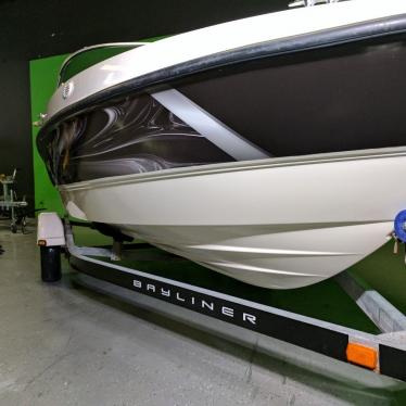 2005 Bayliner 185 br