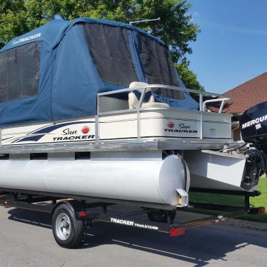 Sun Tracker Fishin' Barge 21' Signature Series 2008 for sale for $100 ...