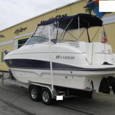 2006 Larson 274 cabrio mid-cabin