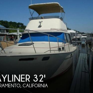 1982 Bayliner explorer flybridge 3270