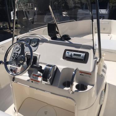 2008 Wellcraft fisherman 202