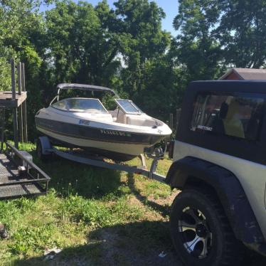 1996 Bayliner capri 1750