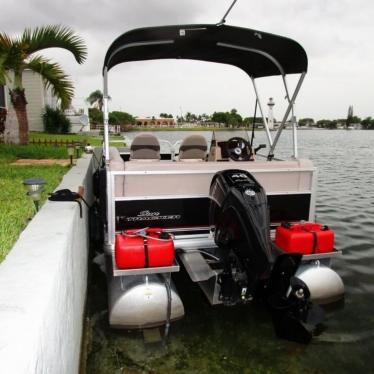 2015 Sun Tracker bass buggy 16 dlx