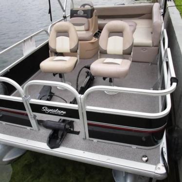 2015 Sun Tracker bass buggy 16 dlx