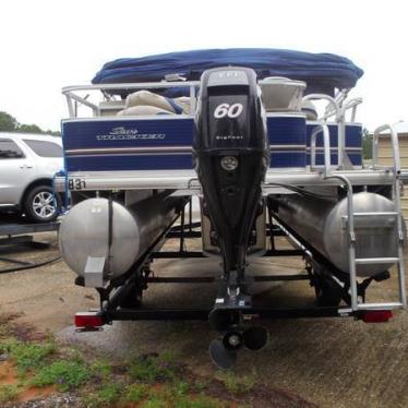 2013 Sun Tracker fishin' barge dlx 20