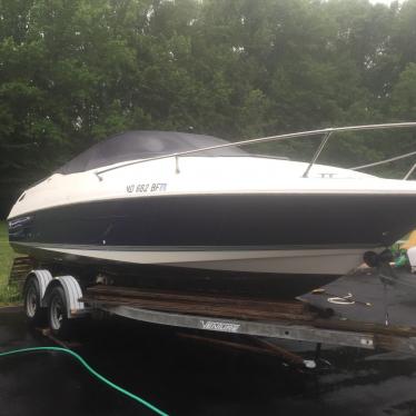 1997 Bayliner 2352