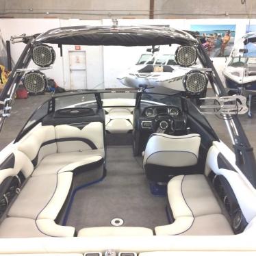 2013 Malibu 21 vlx wakesetter