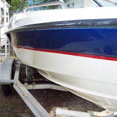 2004 Bayliner capri