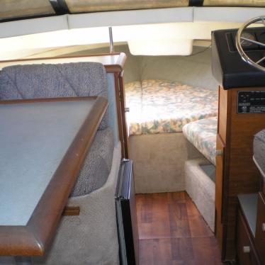 1993 Bayliner ciera 2556 command bridge