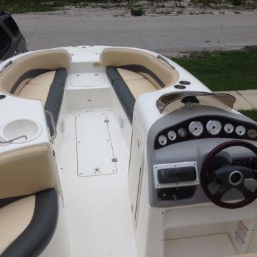 2004 Chaparral sunesta