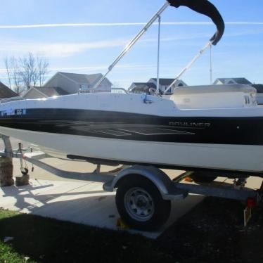 2012 Bayliner 197 deck boat