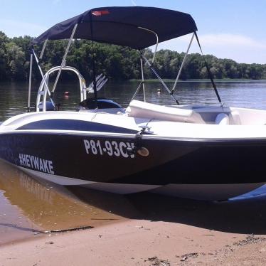 2015 Bayliner 160 element