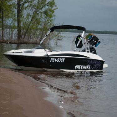 2015 Bayliner 160 element