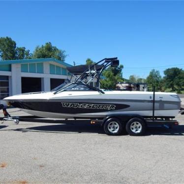 2004 Malibu wakesetter 23 lsv