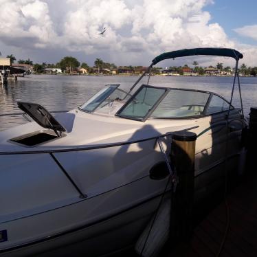 1996 Rinker fiesta vee