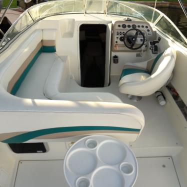 1996 Rinker fiesta vee